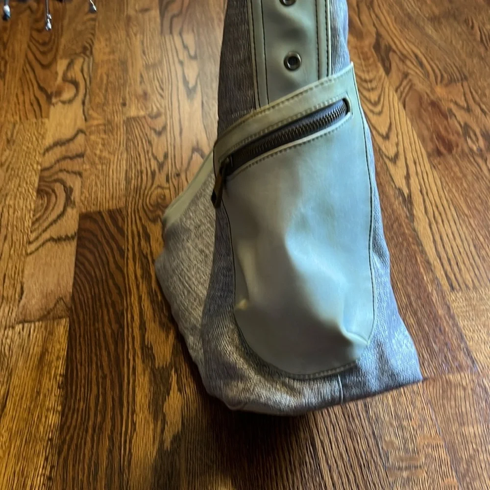 Matt & Nat Vintage Mint Green/Grey Vegan Leather Recycled Purse EUC
